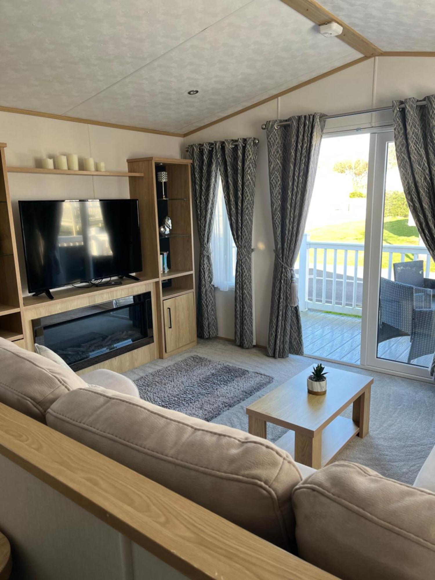 The Luxe Lodge, Skipsea Sands Bridlington Ulrome Exterior photo